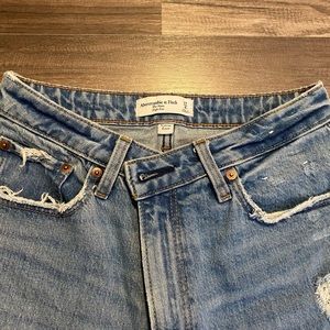 Abercrombie Mom high rise jeans